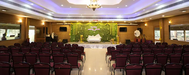 golden wood party hall trichy