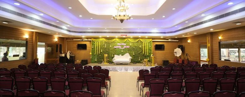 GoldenWoods – Premium Mini Hall & Poolside Banquet Hall in Trichy